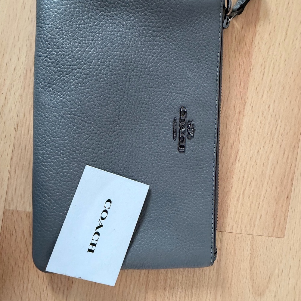 Coach Pebble Gray Leather Men's Wallet